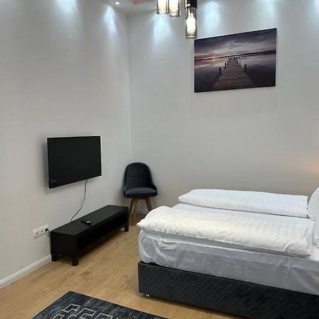 Lizu Apartmant Budapest Exterior foto